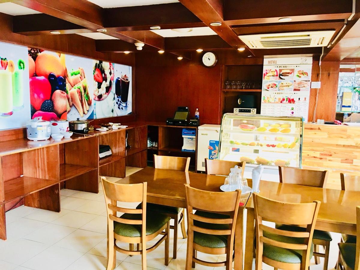 鸿艳酒店 胡志明市 外观 照片